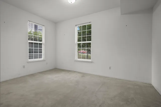 $1,690 | 846 West Summerfield Gln Circle, Ann Arbor, MI 48103