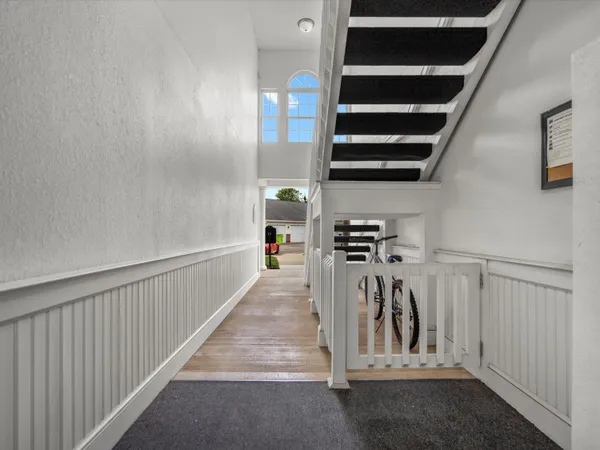 $1,690 | 846 West Summerfield Gln Circle, Ann Arbor, MI 48103