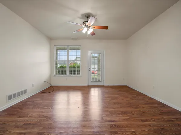 $1,690 | 846 West Summerfield Gln Circle, Ann Arbor, MI 48103