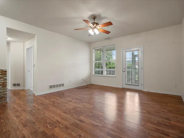 $1,690 | 846 West Summerfield Gln Circle, Ann Arbor, MI 48103