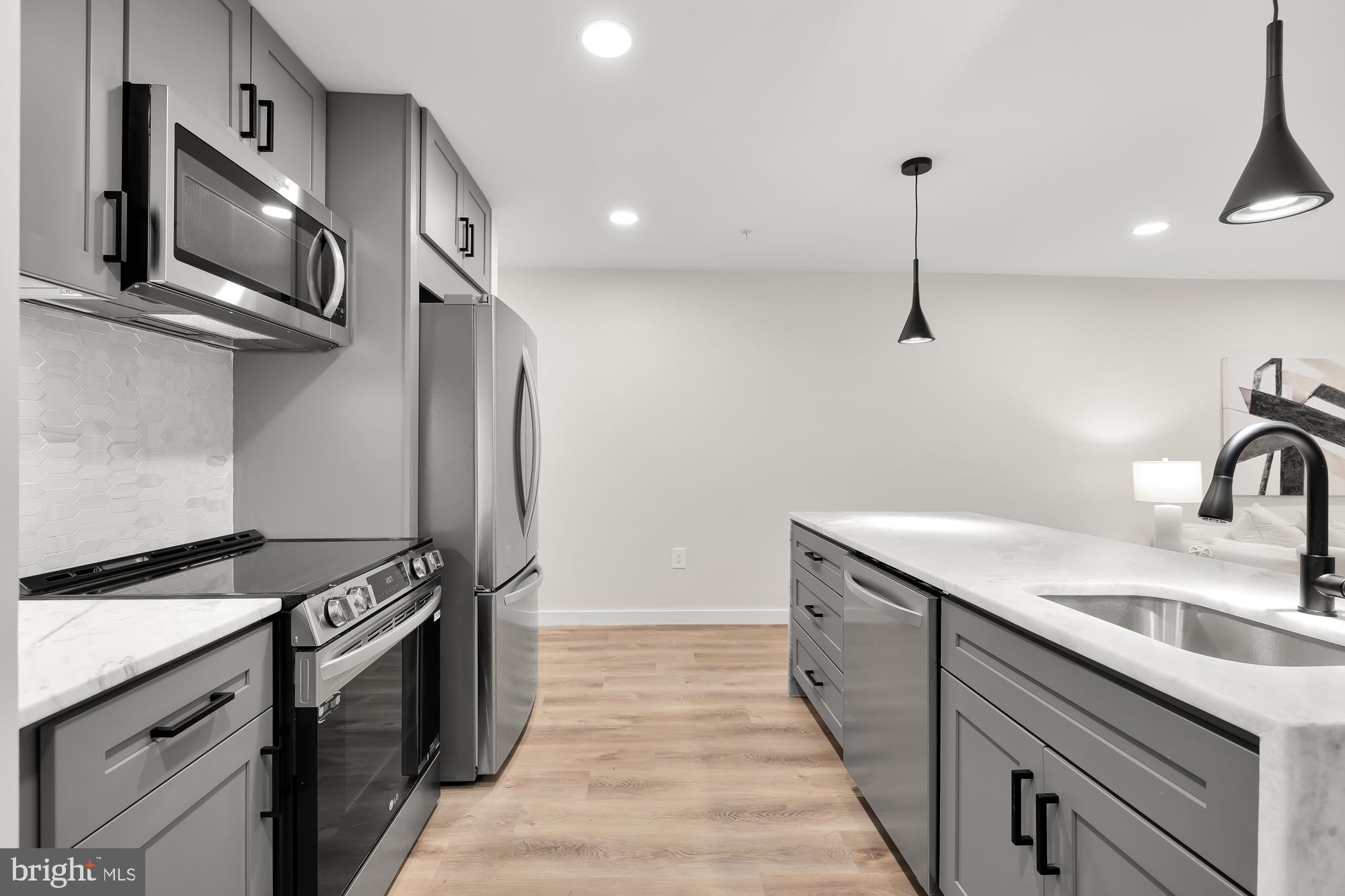 1644 Park Road Northwest, Unit A Washington, DC 20010 - Photo 11 of 37 Kitchen