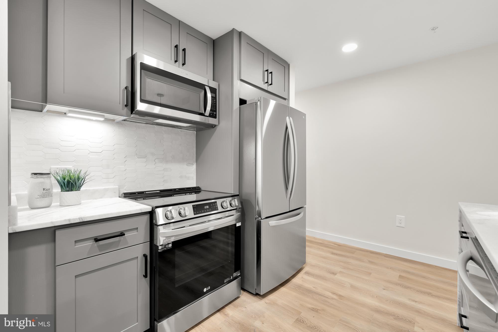 1644 Park Road Northwest, Unit A Washington, DC 20010 - Photo 12 of 37 Kitchen