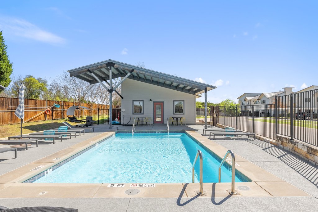 7805 Cooper Lane, Unit 401 Austin, TX 78745 - Photo 32 of 33 Stay cool in the summer!
