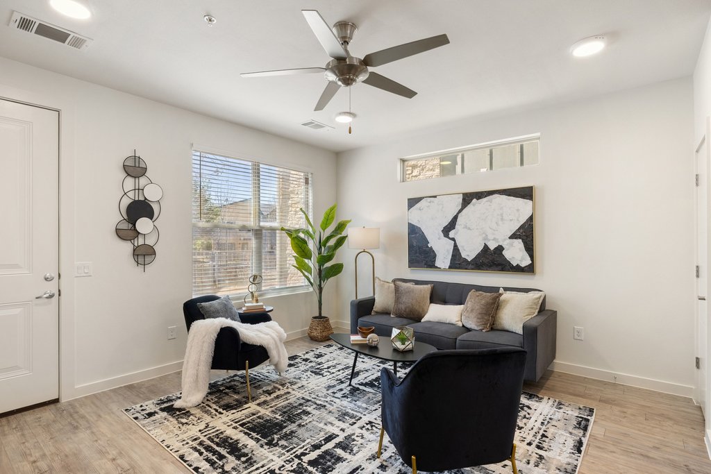 7805 Cooper Lane, Unit 401 Austin, TX 78745 - Photo 9 of 33