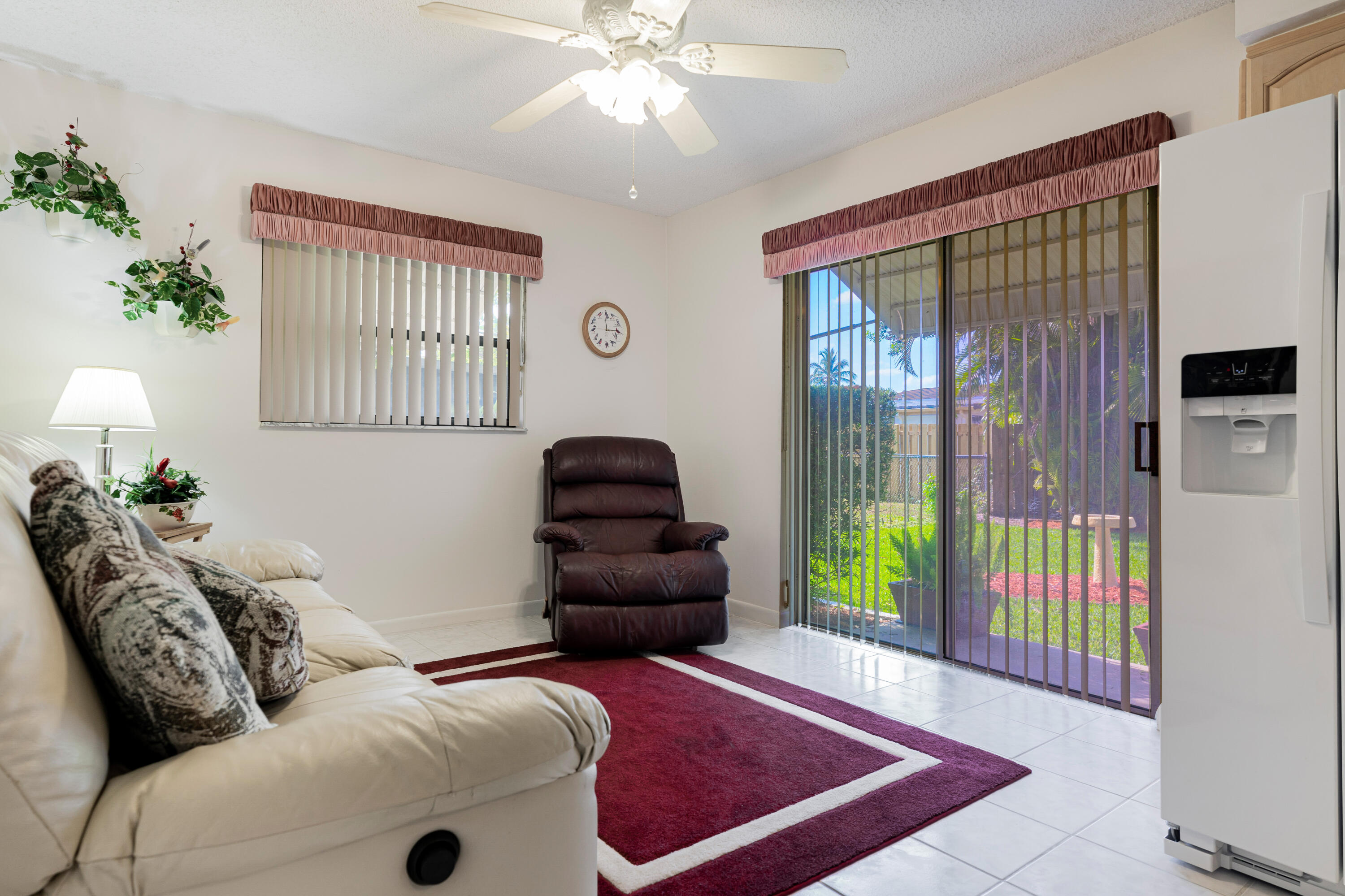 10710 Eureka Street Boca Raton, FL 33428 - Photo 12 of 26 Family Room