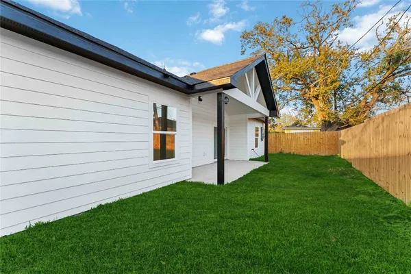 $375,000 | 1208 Richard Avenue, Pasadena, TX 77506