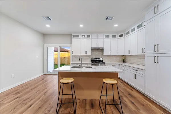 $375,000 | 1208 Richard Avenue, Pasadena, TX 77506