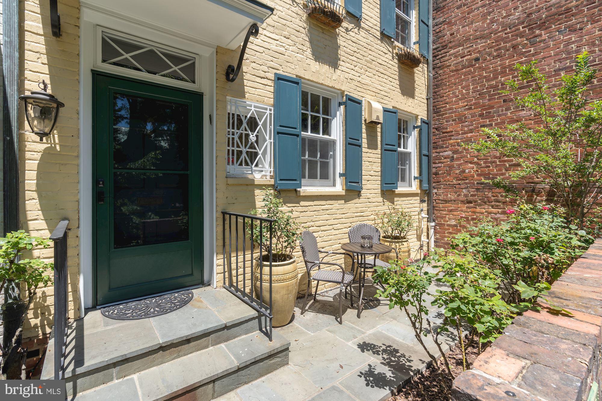 3337 Reservoir Road Northwest Washington, DC 20007 - Photo 2 of 44