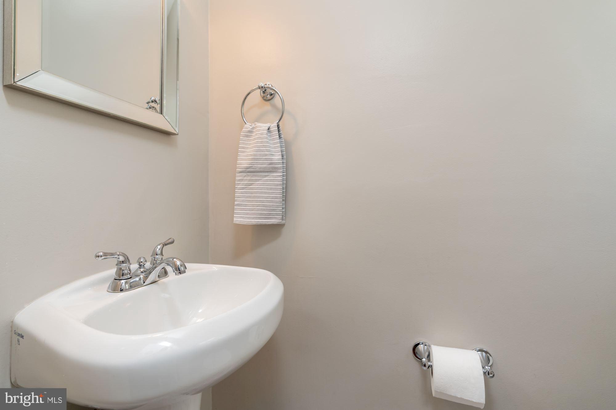 3337 Reservoir Road Northwest Washington, DC 20007 - Photo 16 of 44