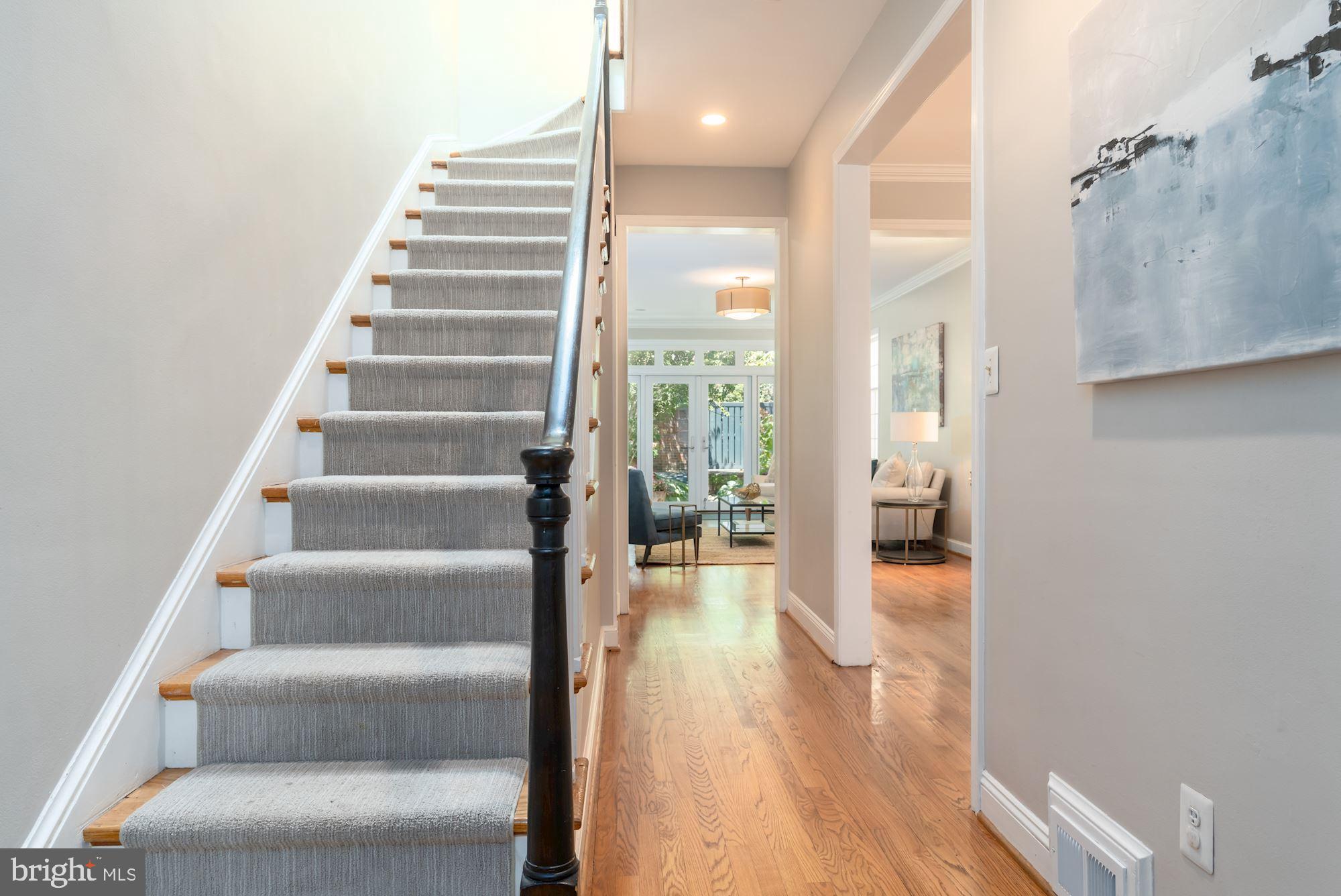 3337 Reservoir Road Northwest Washington, DC 20007 - Photo 3 of 44