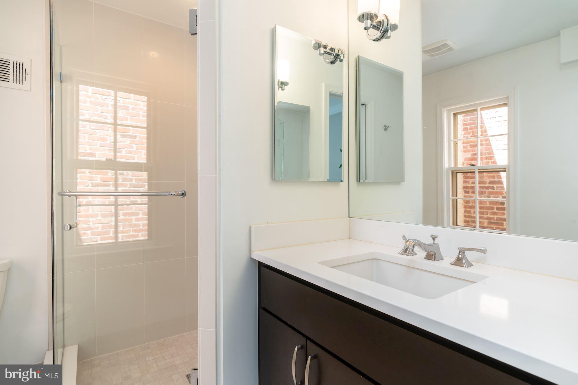 3337 Reservoir Road Northwest Washington, DC 20007 - Photo 23 of 44