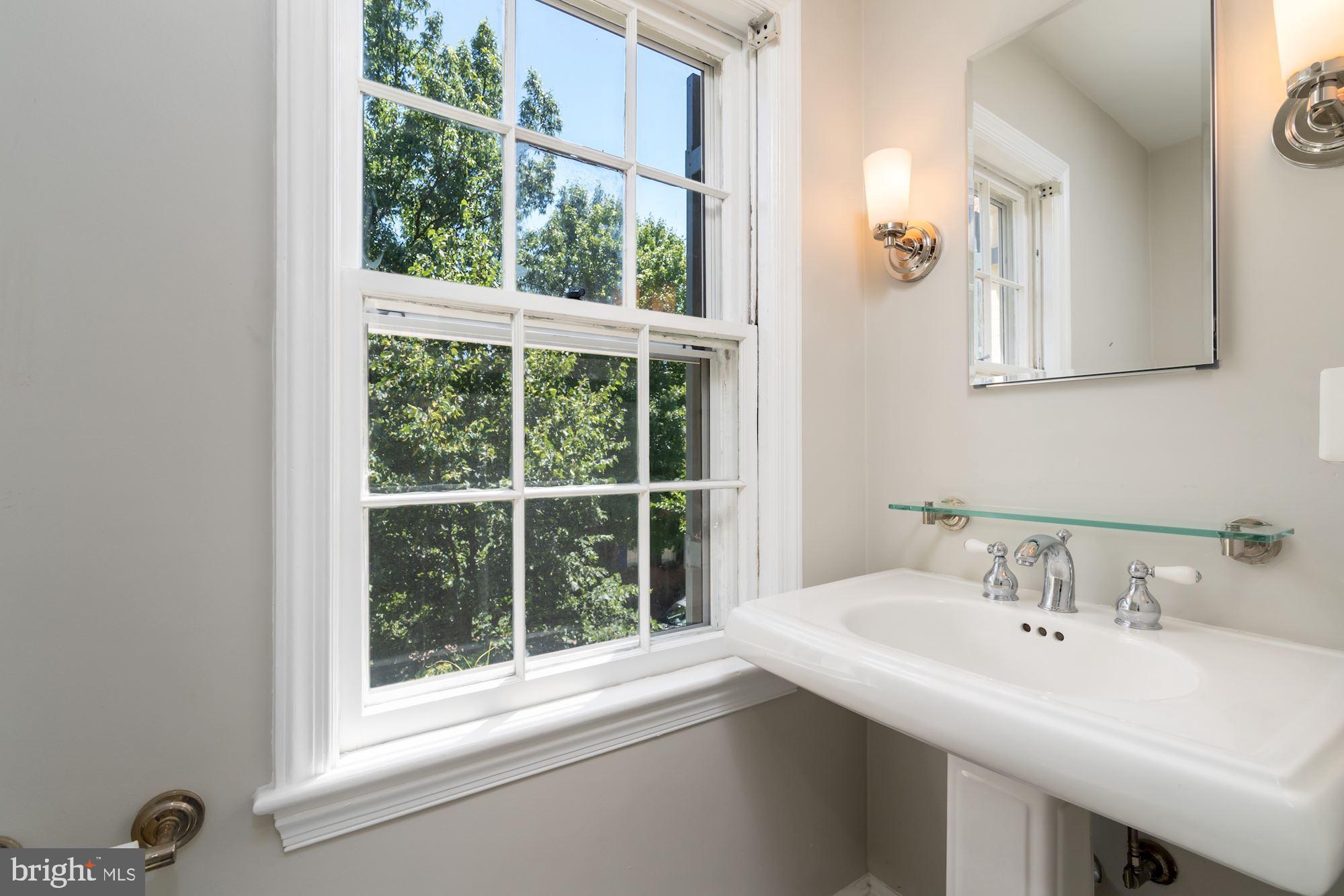 3337 Reservoir Road Northwest Washington, DC 20007 - Photo 27 of 44