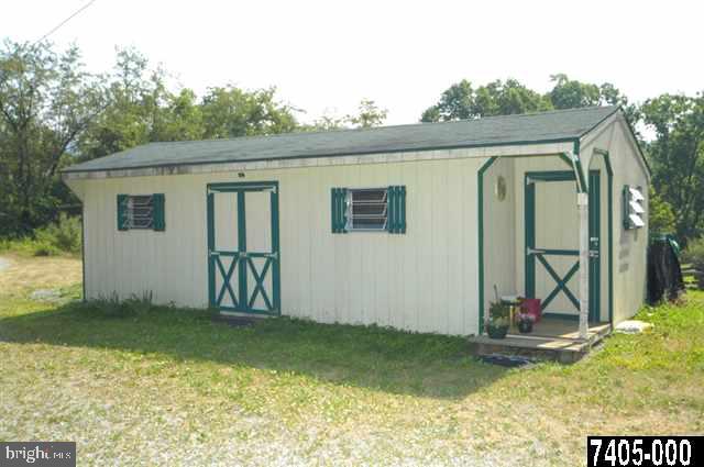 1218 Heindel Road York, PA 17408 - Photo 17 of 17 Gallery Image 17