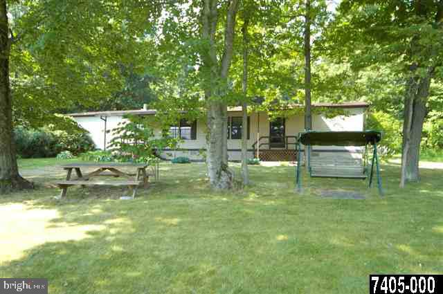 1218 Heindel Road York, PA 17408 - Photo 4 of 17 Gallery Image 4
