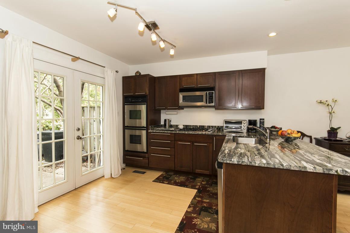 1916 Greenberry Road Baltimore, MD 21209 - Photo 8 of 29 Kitchen