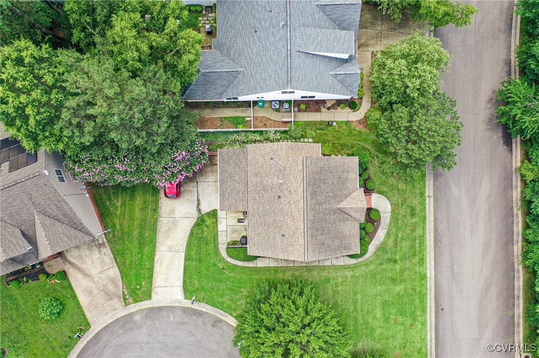 3321 Ceres Road Henrico, VA 23294 - Photo 37 of 38 an aerial view of a swimming pool