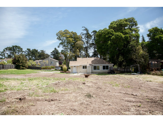 150 Hillcrest Road Watsonville, CA 95076 - Photo 16 of 21 Gallery Image 16