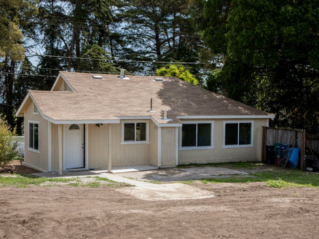 150 Hillcrest Road Watsonville, CA 95076 - Photo 17 of 21 Gallery Image 17