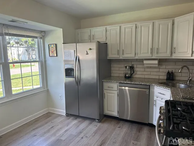 $2,800 | 14 Albury Way, North Brunswick, NJ 08902