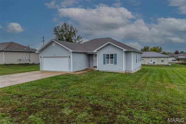 $189,900 | 1225 Apple Lane, Lebanon, MO 65536