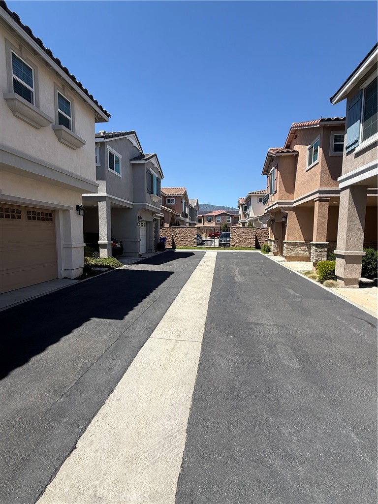 15148 Ridge Lane, Unit 4 Fontana, CA 92336 - Photo 21 of 46