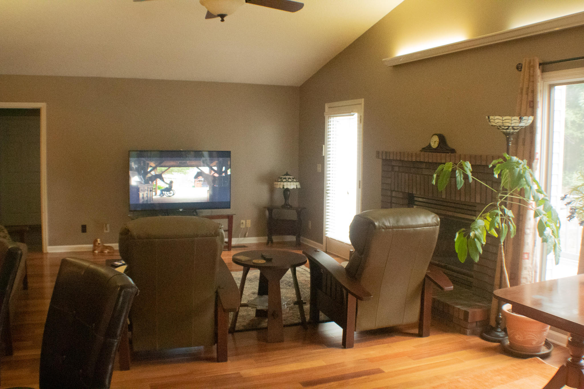 174 Hidden Lane Spring City, TN 37381 - Photo 7 of 25 Living Room