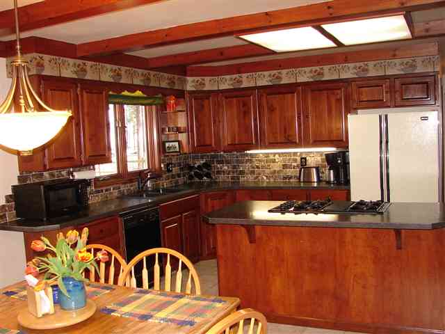 17820 North Saddle Hill Road Colbert, WA 99005 - Photo 3 of 9 Gallery Image 3