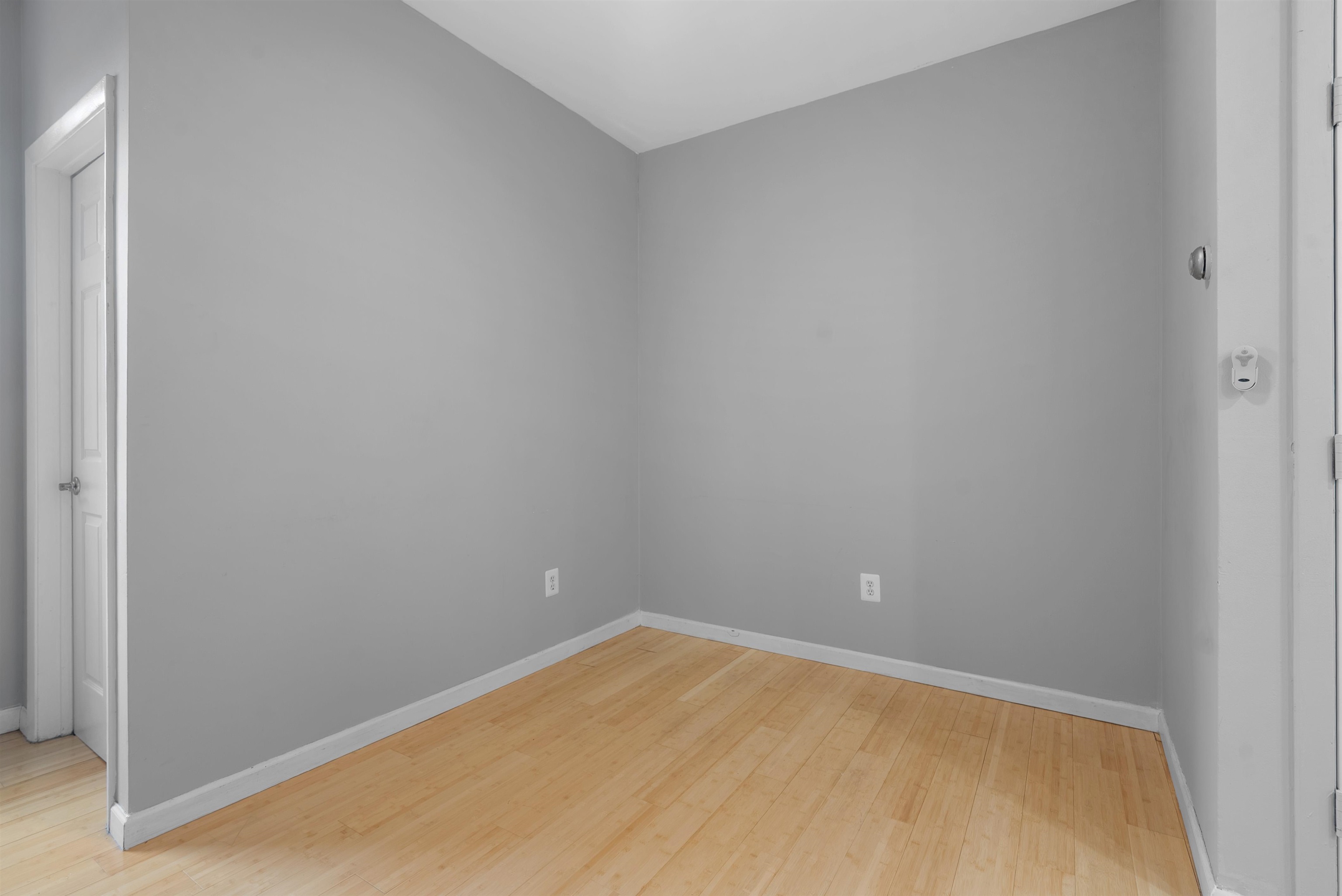 809 Park Avenue, Unit 9 Hoboken, NJ 07030 - Photo 12 of 30 a view of an empty room
