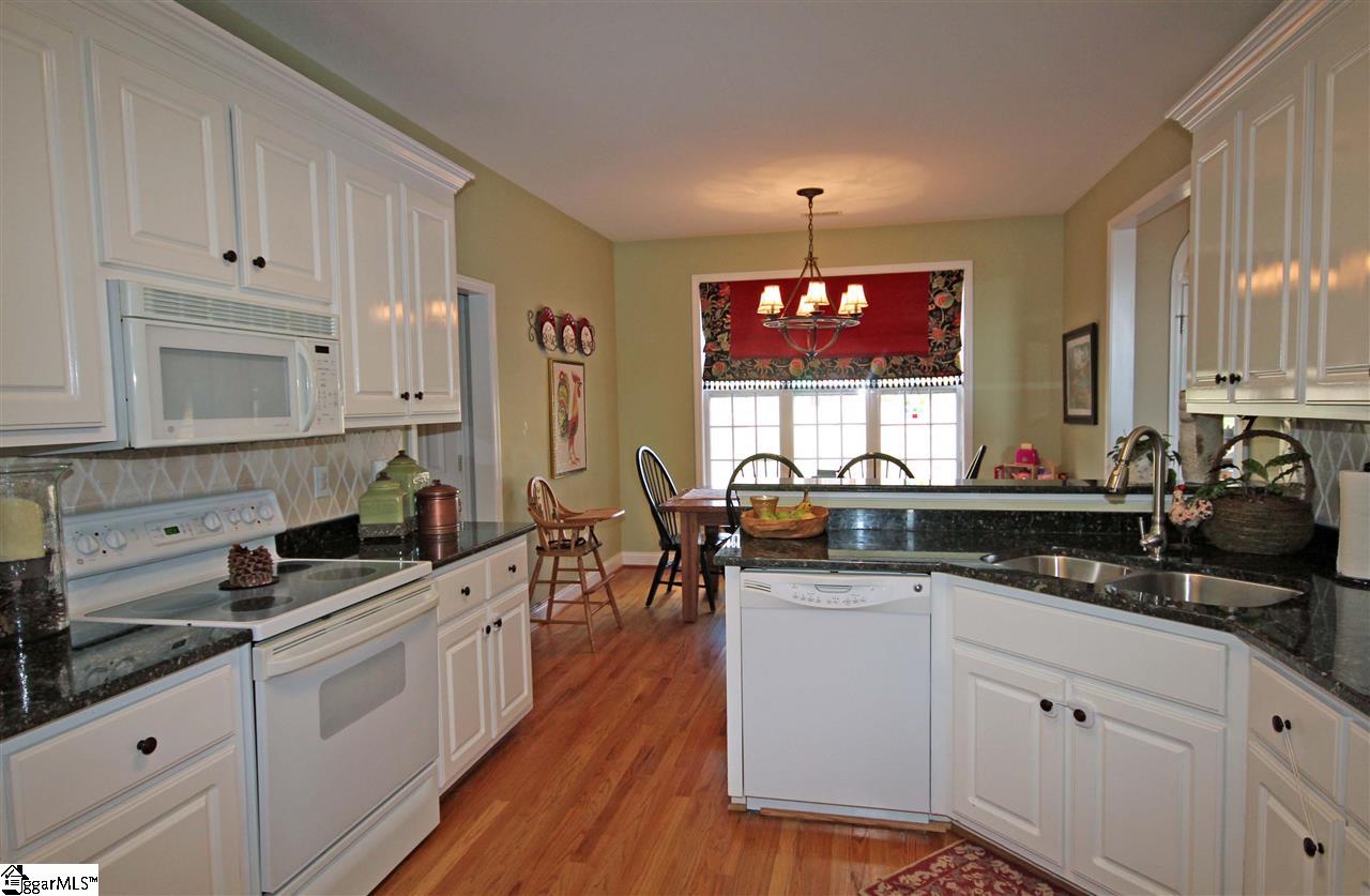 214 West Peach Ridge Drive Greer, SC 29651 - Photo 7 of 28