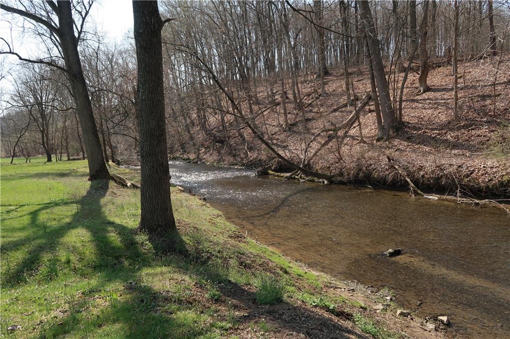 2059 Evanstown Road Irwin, PA 15642 - Photo 21 of 25