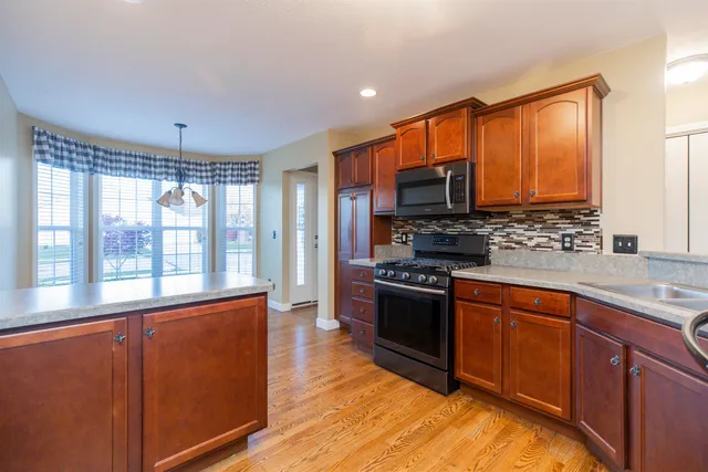 $339,900 | 103 Livingston Bay Court, Mishawaka, IN 46544