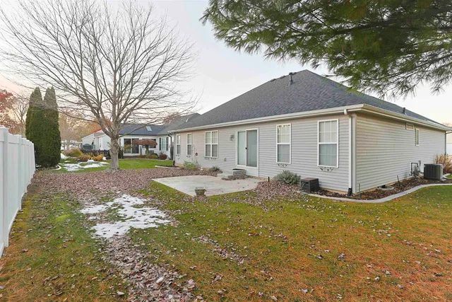 $339,900 | 103 Livingston Bay Court, Mishawaka, IN 46544