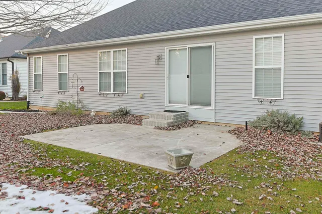 $339,900 | 103 Livingston Bay Court, Mishawaka, IN 46544