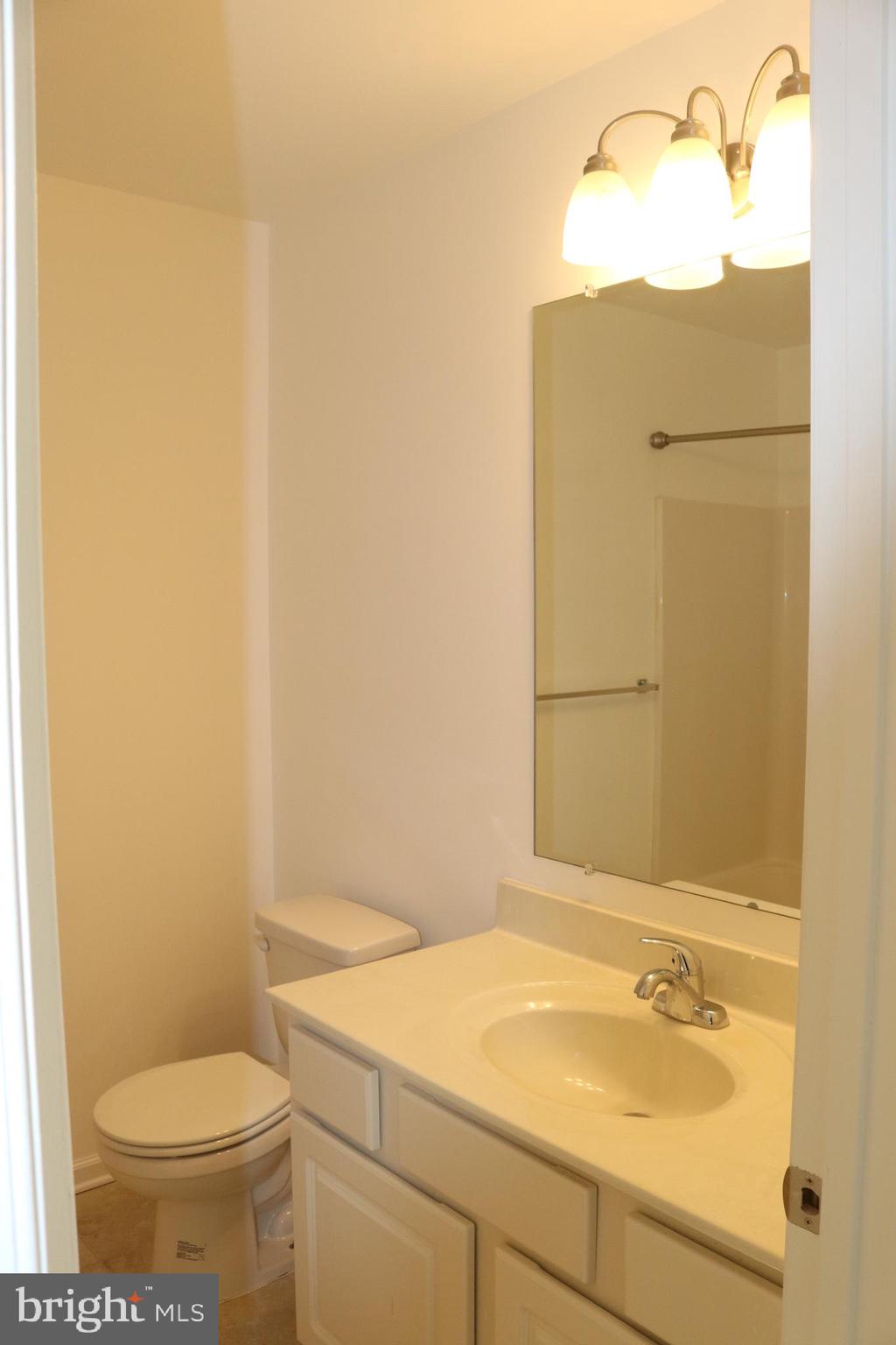 528 Thumper Drive Ranson, WV 25438 - Photo 20 of 29 Gallery Image 20