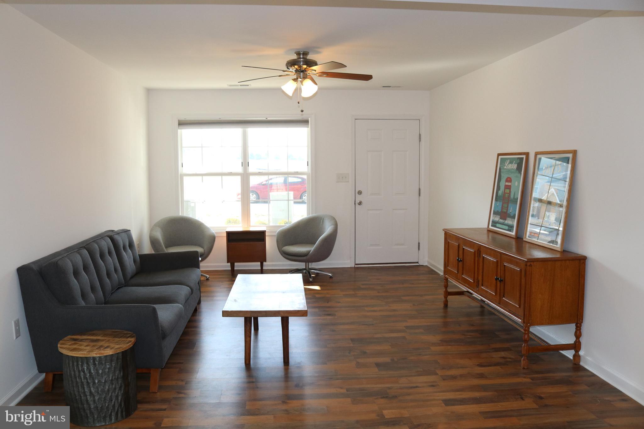 528 Thumper Drive Ranson, WV 25438 - Photo 6 of 29 Gallery Image 6
