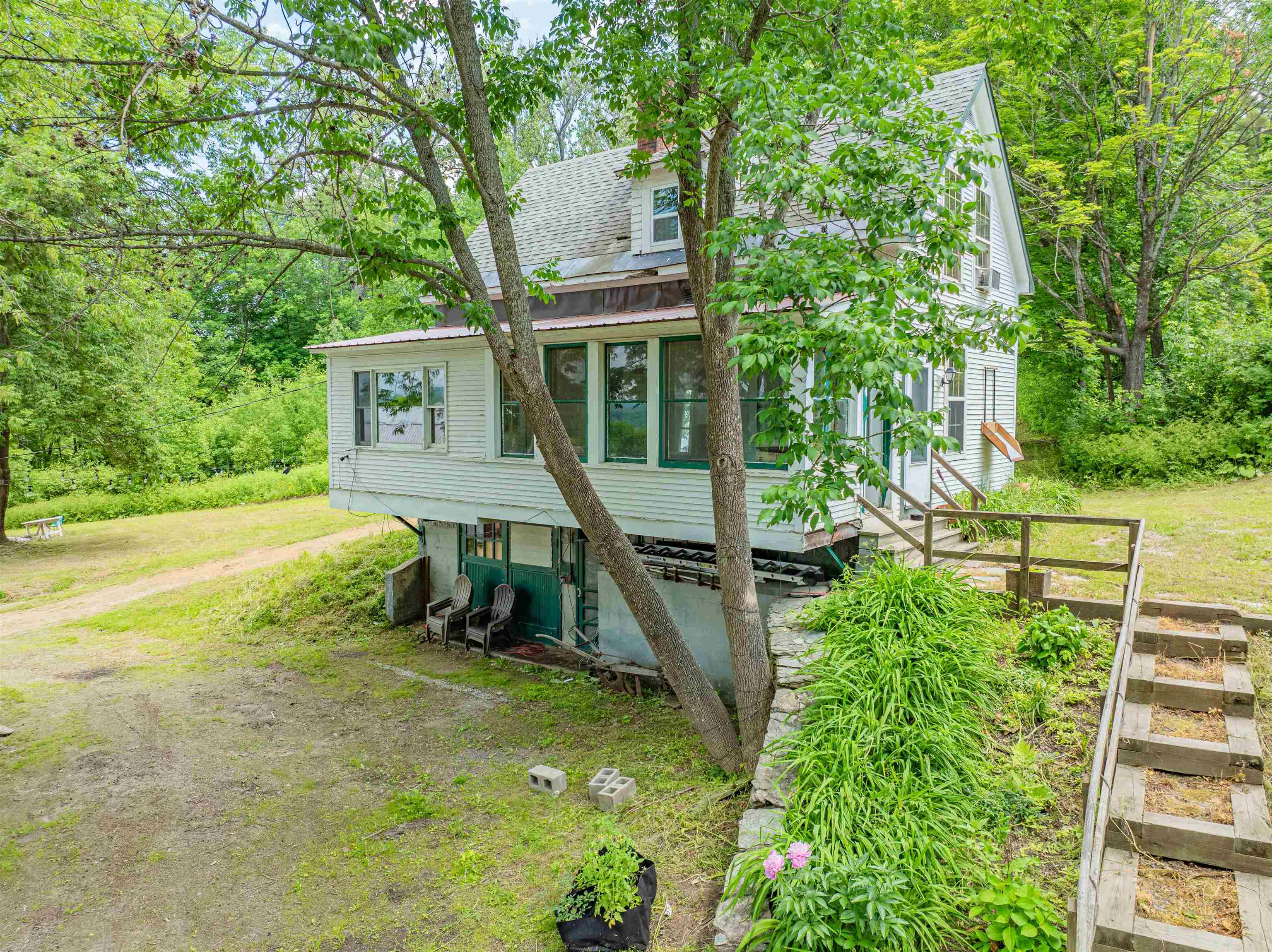 2736 Crosstown Road Berlin, VT 05602 - Photo 2 of 40