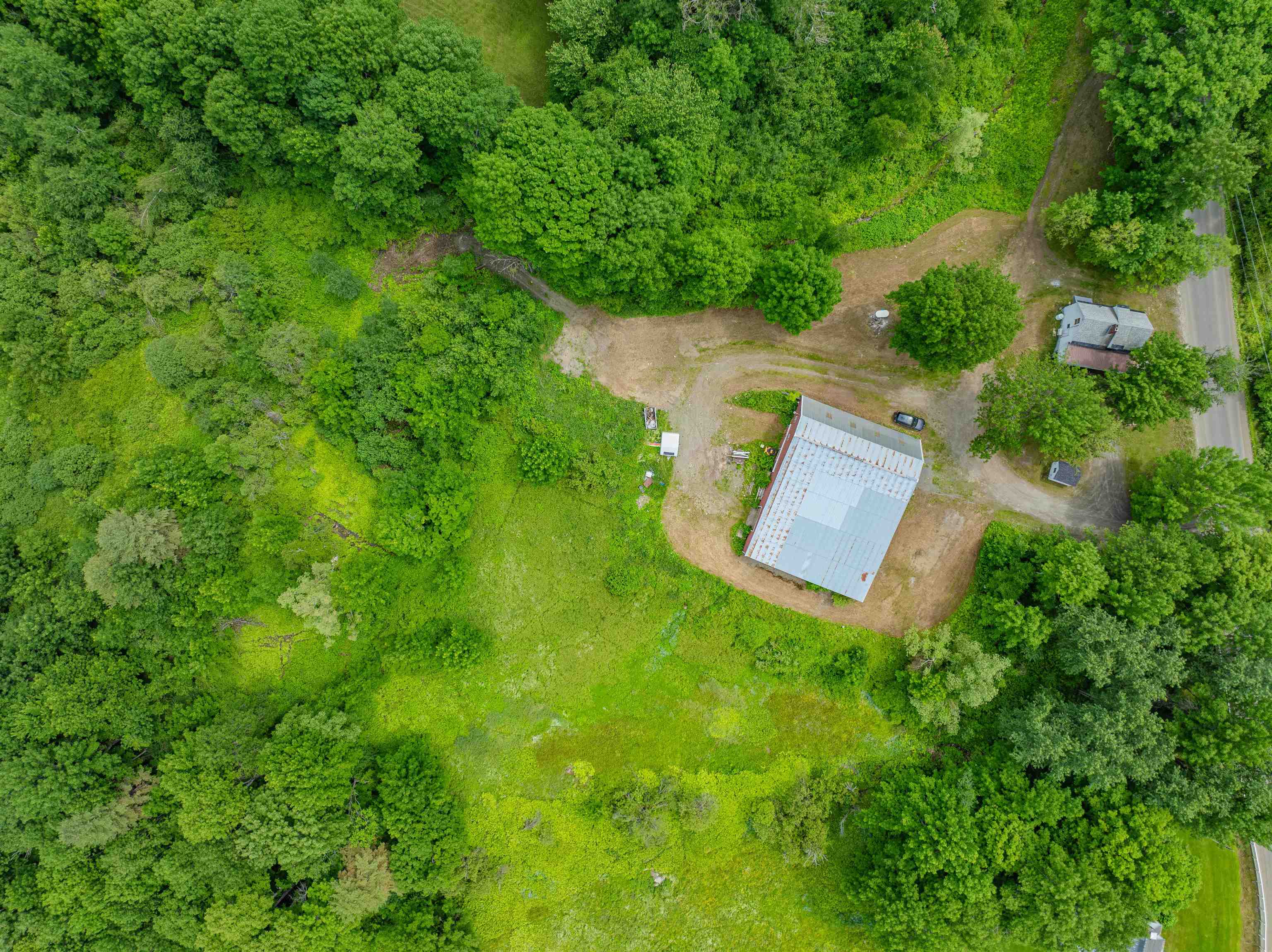 2736 Crosstown Road Berlin, VT 05602 - Photo 5 of 40