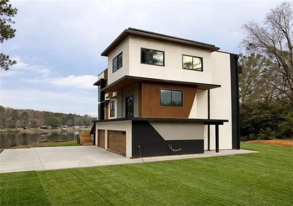 $2,790,000 | 3085 Lake Jodeco Road, Jonesboro, GA 30236