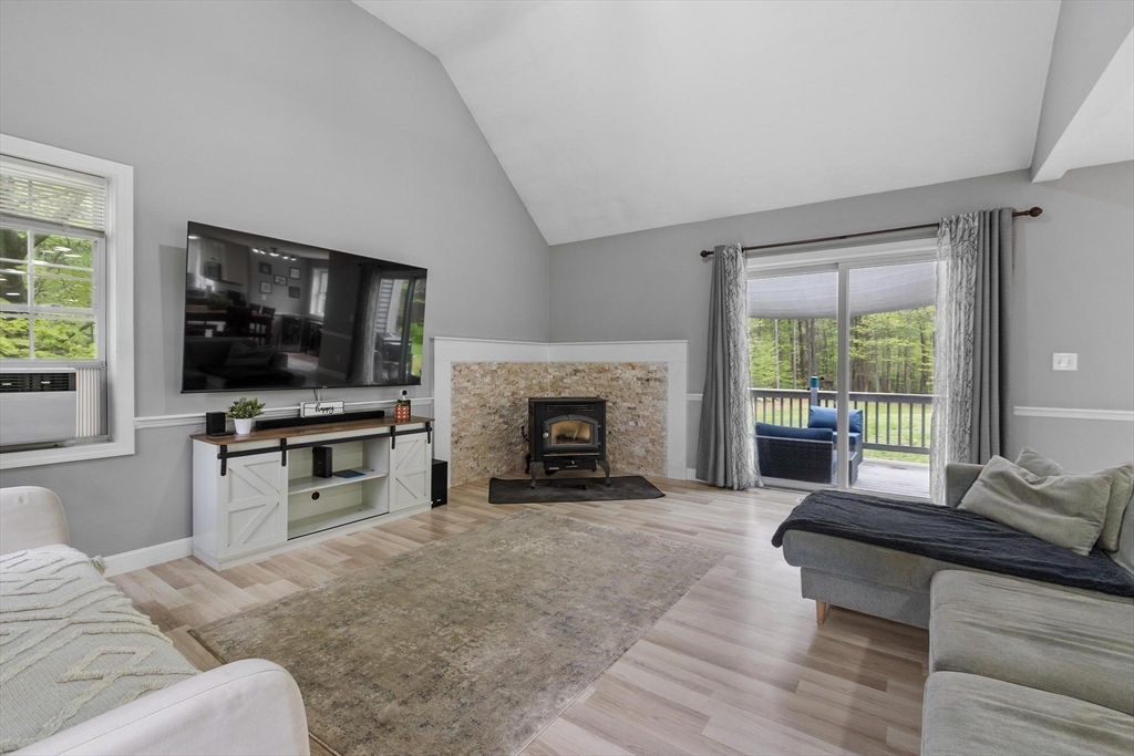 731 Foster Road Ashby, MA 01431 - Photo 22 of 42