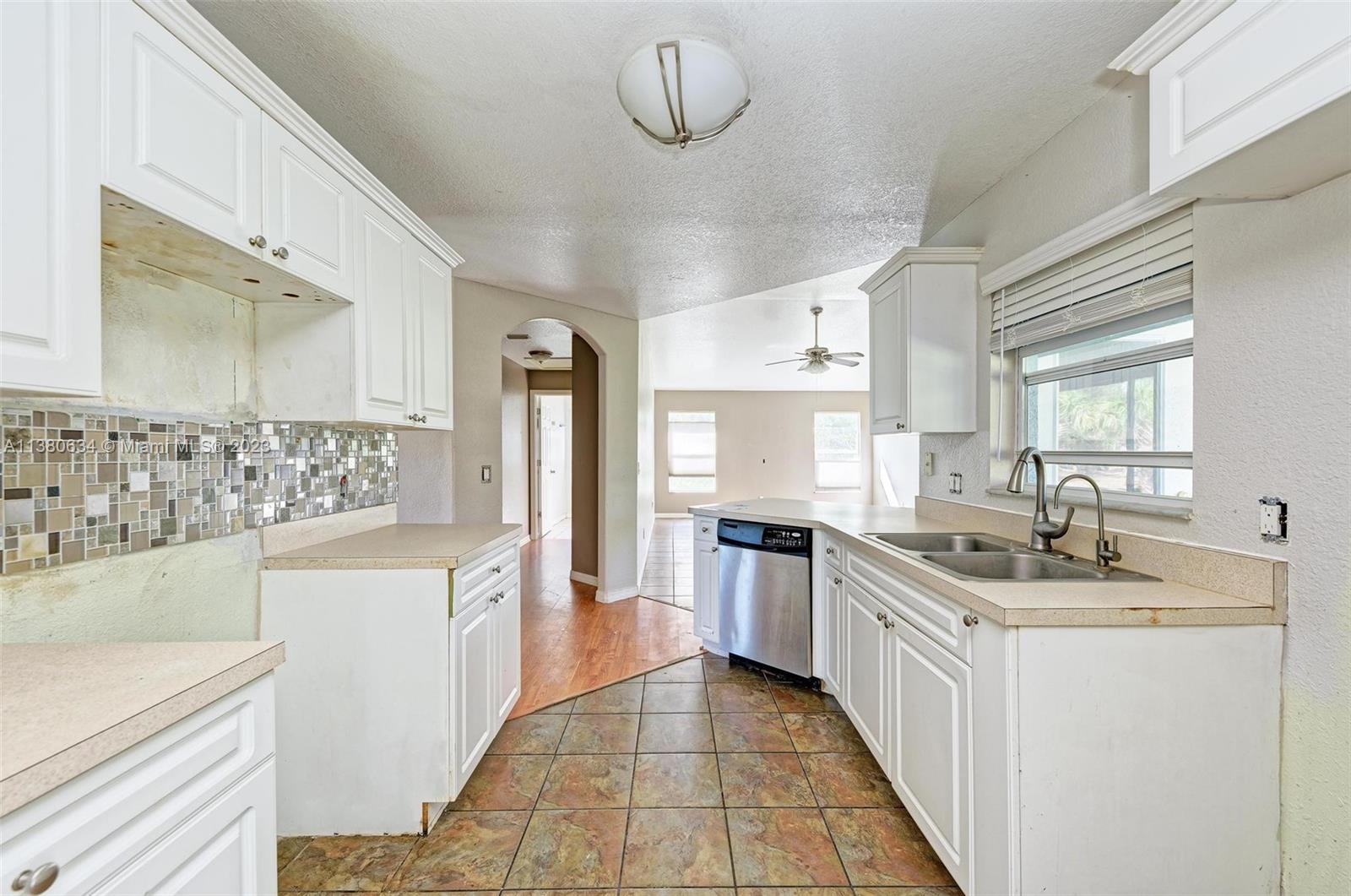 5861 Rhapsody Avenue North Port, FL 34288 - Photo 10 of 37 Gallery Image 10