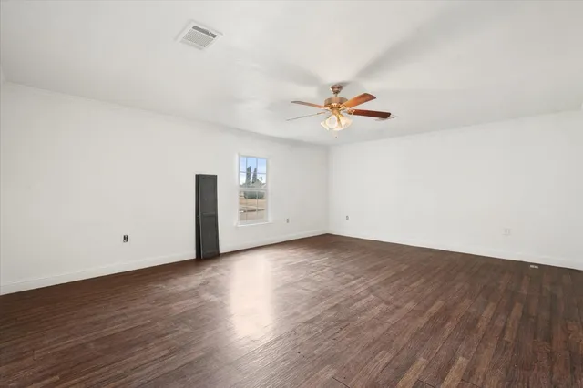 $174,500 | 1520 North 7th Street, Tahoka, TX 79373