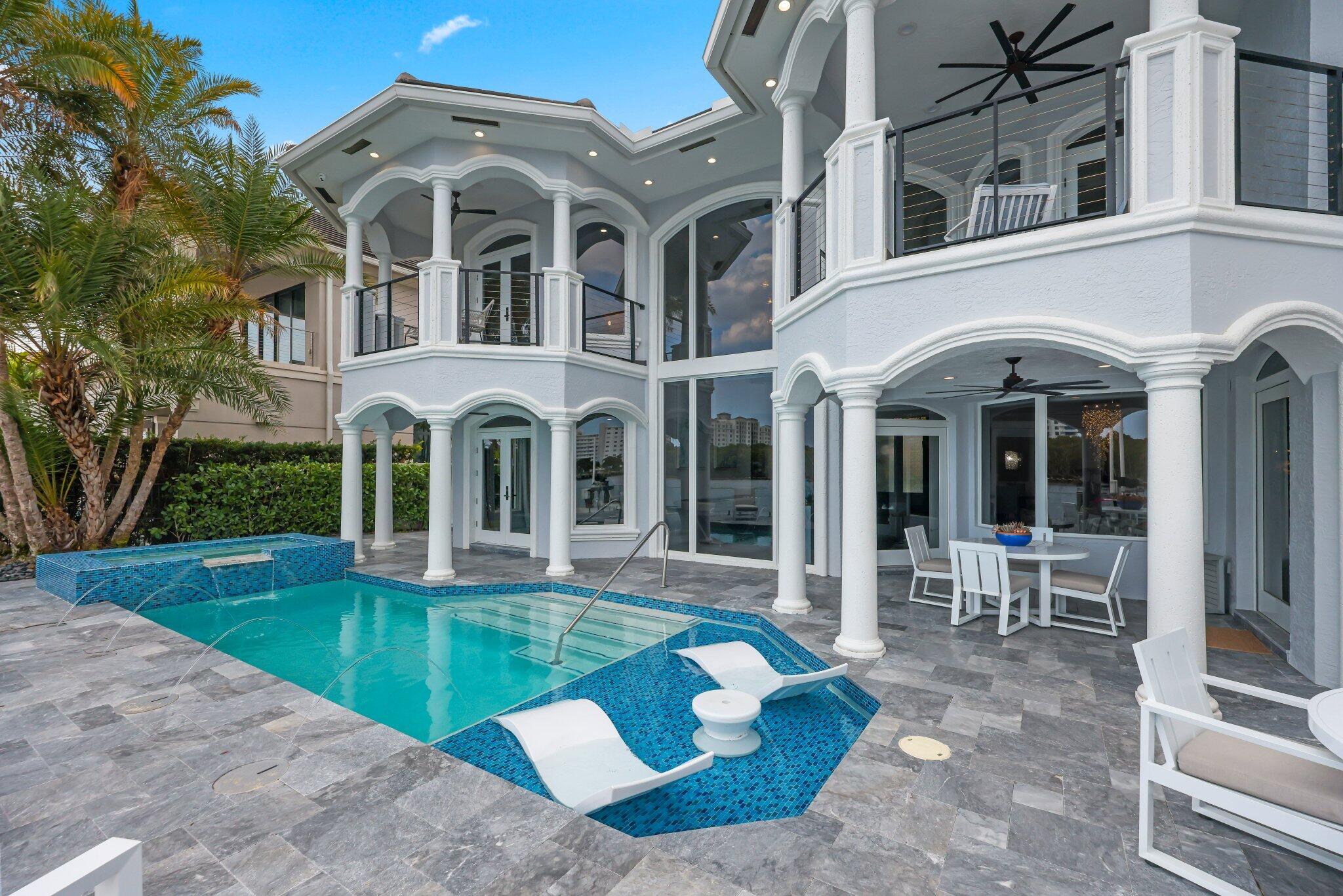 7188 Northeast 8th Drive Boca Raton, FL 33487 - Photo 37 of 78 Backyard pool