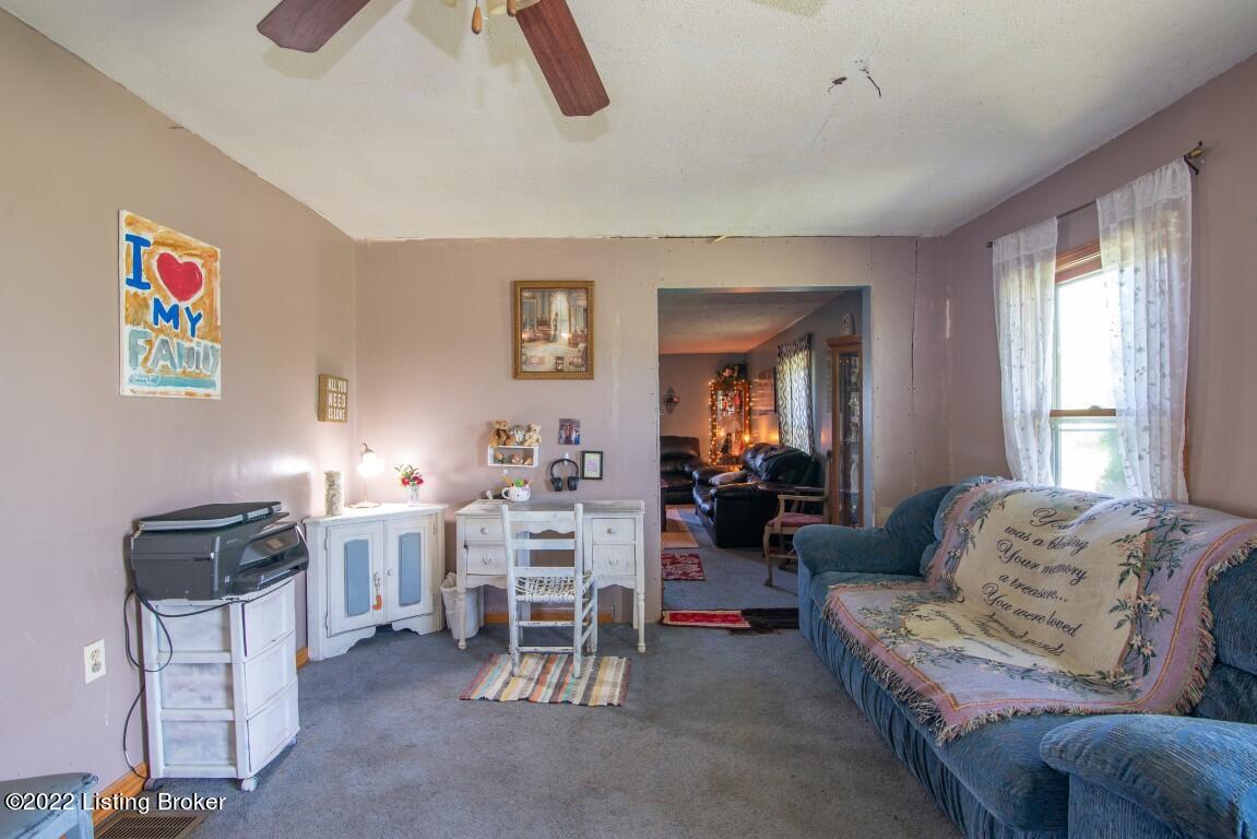 1235 J E Jones Road Magnolia, KY 42757 - Photo 4 of 38 JE Jones-9