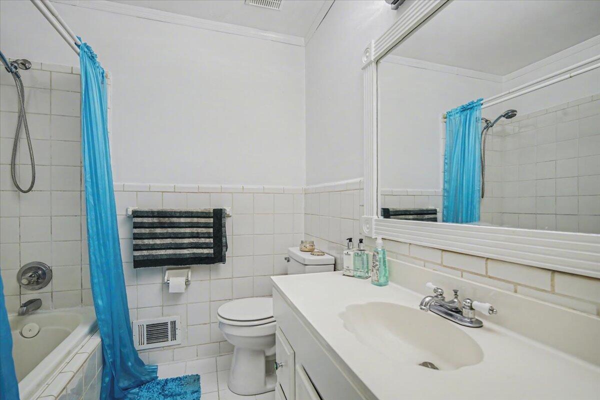 1225 Hillside Drive Hanahan, SC 29410 - Photo 18 of 31 18-1225 Hillside Dr-17