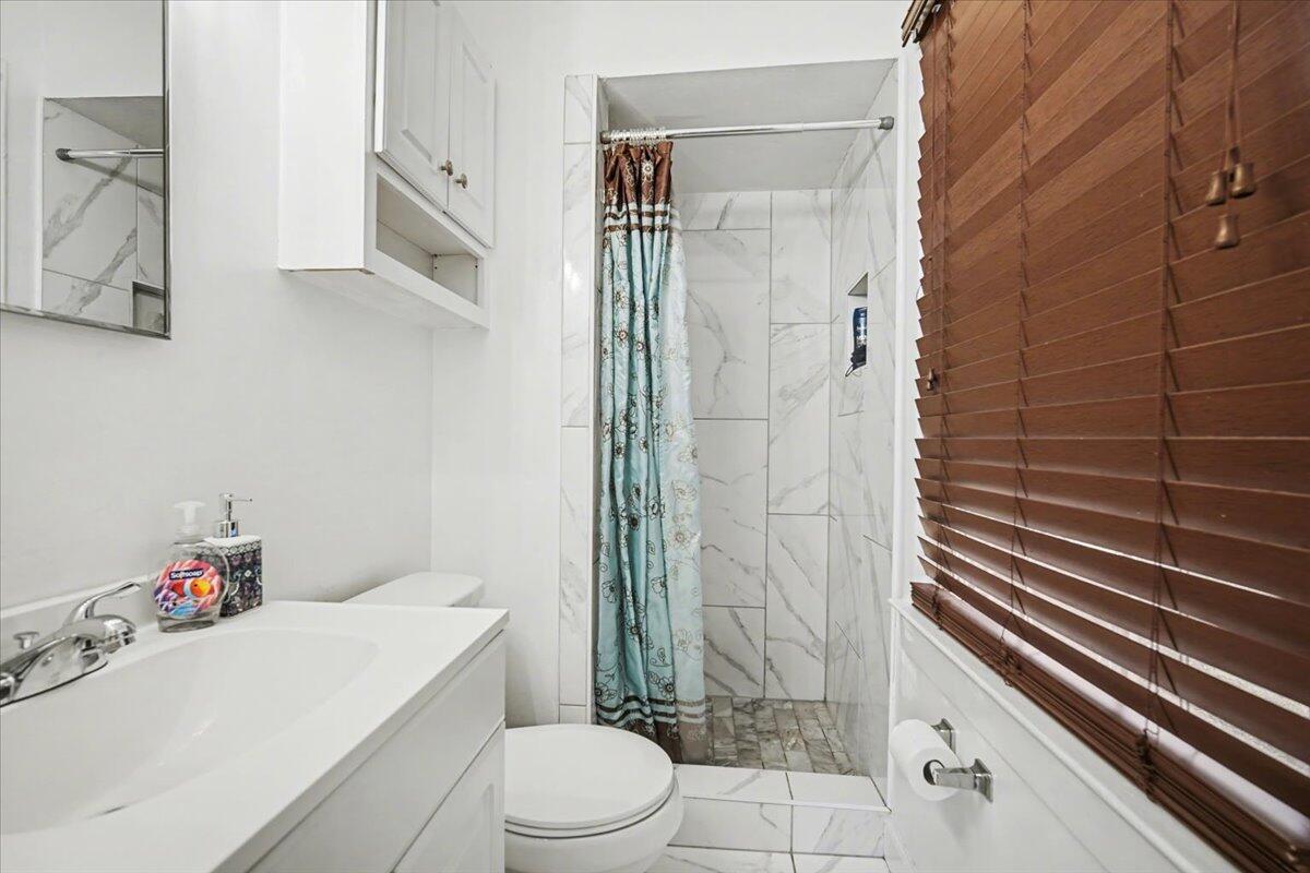 1225 Hillside Drive Hanahan, SC 29410 - Photo 23 of 31 23-1225 Hillside Dr-22