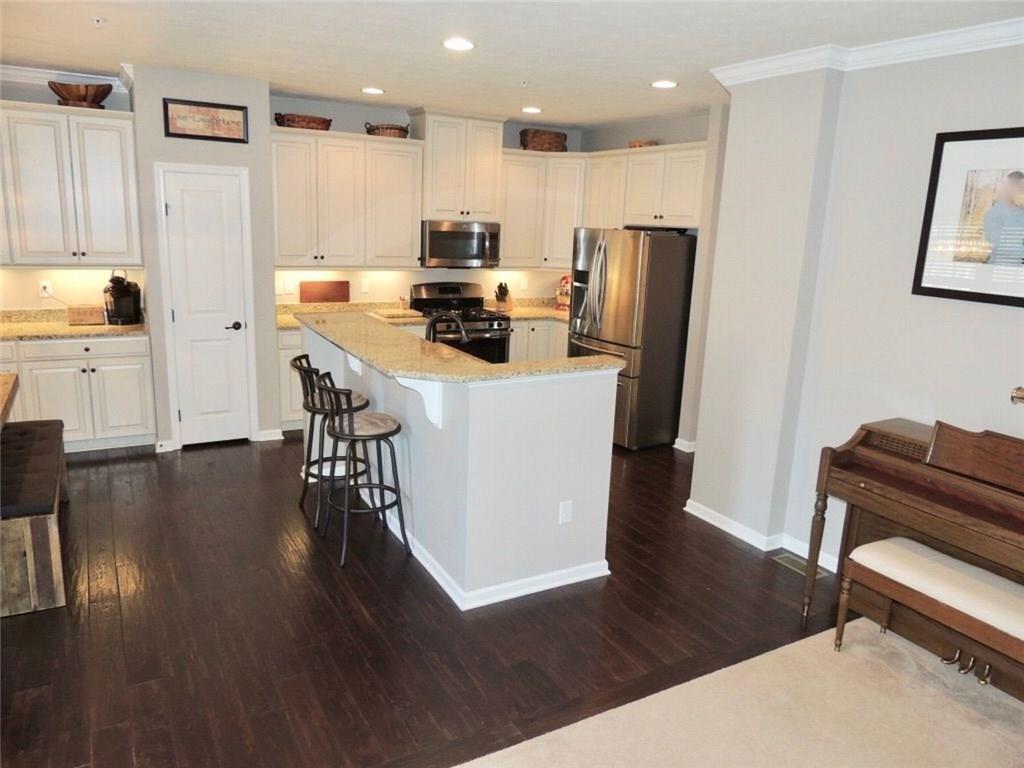 402 Rosecliff Road Wexford, PA 15090 - Photo 3 of 6 Gallery Image 3