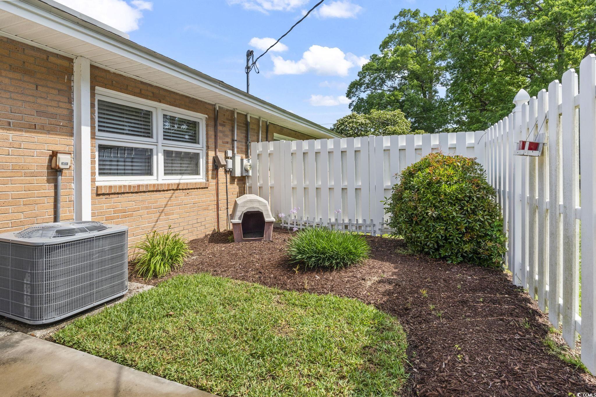558 Juniper Drive Myrtle Beach, SC 29577 - Photo 3 of 40