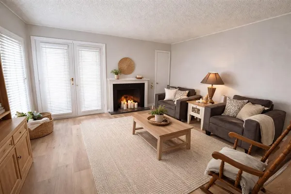 $1,050 | 9801 Walnut Street, Unit A101, Dallas, TX 75243