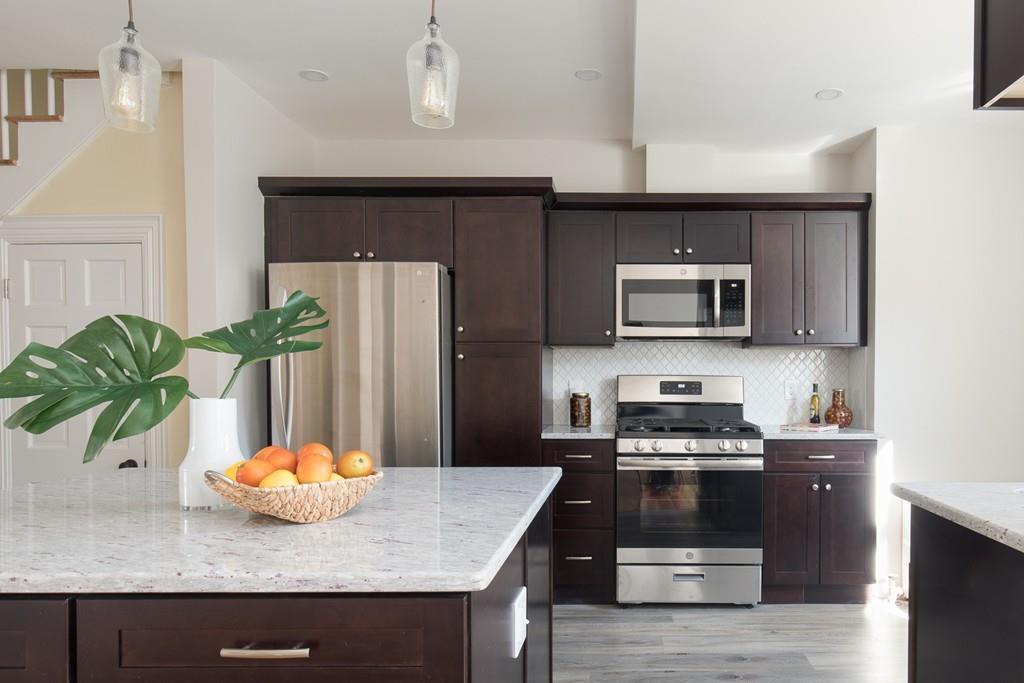 16 Kingman Road Somerville, MA 02143 - Photo 2 of 16