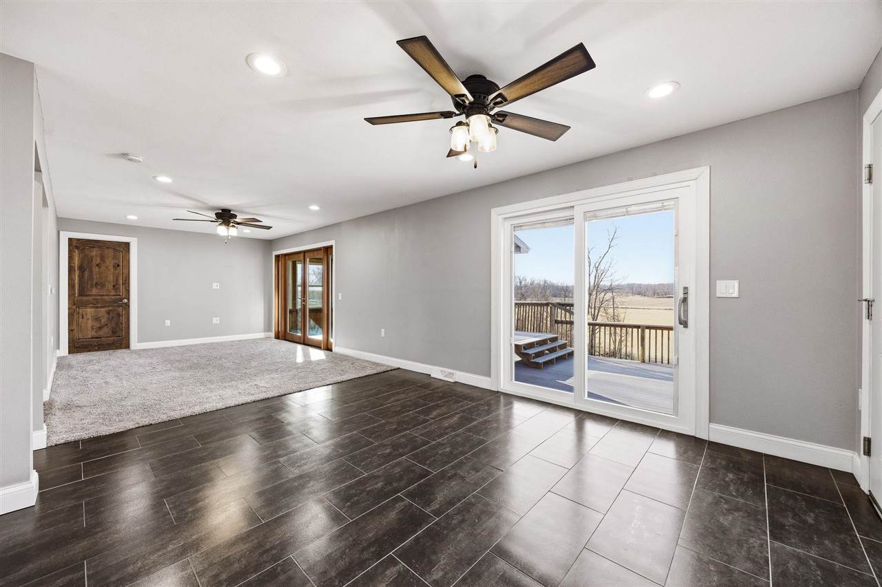 3578 Midway Road Toddville, IA 52341 - Photo 12 of 52 Gallery Image 12